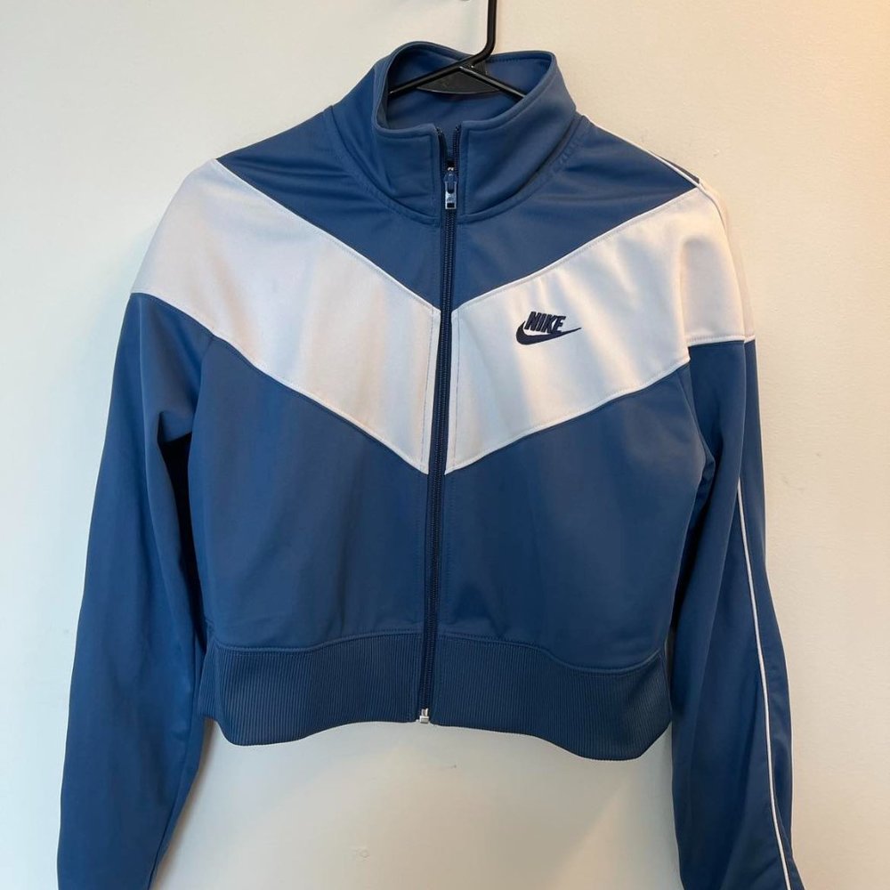 Nike Women's White and Blue Jacket Size S